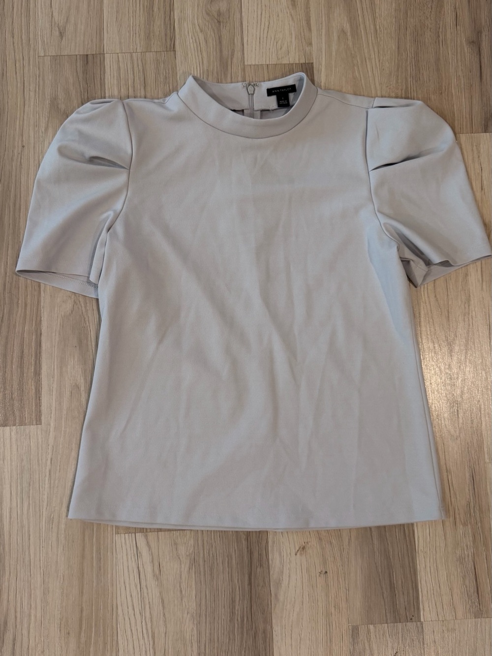 Ann Taylor Light Gray Puff Sleeve Mock Neck Top